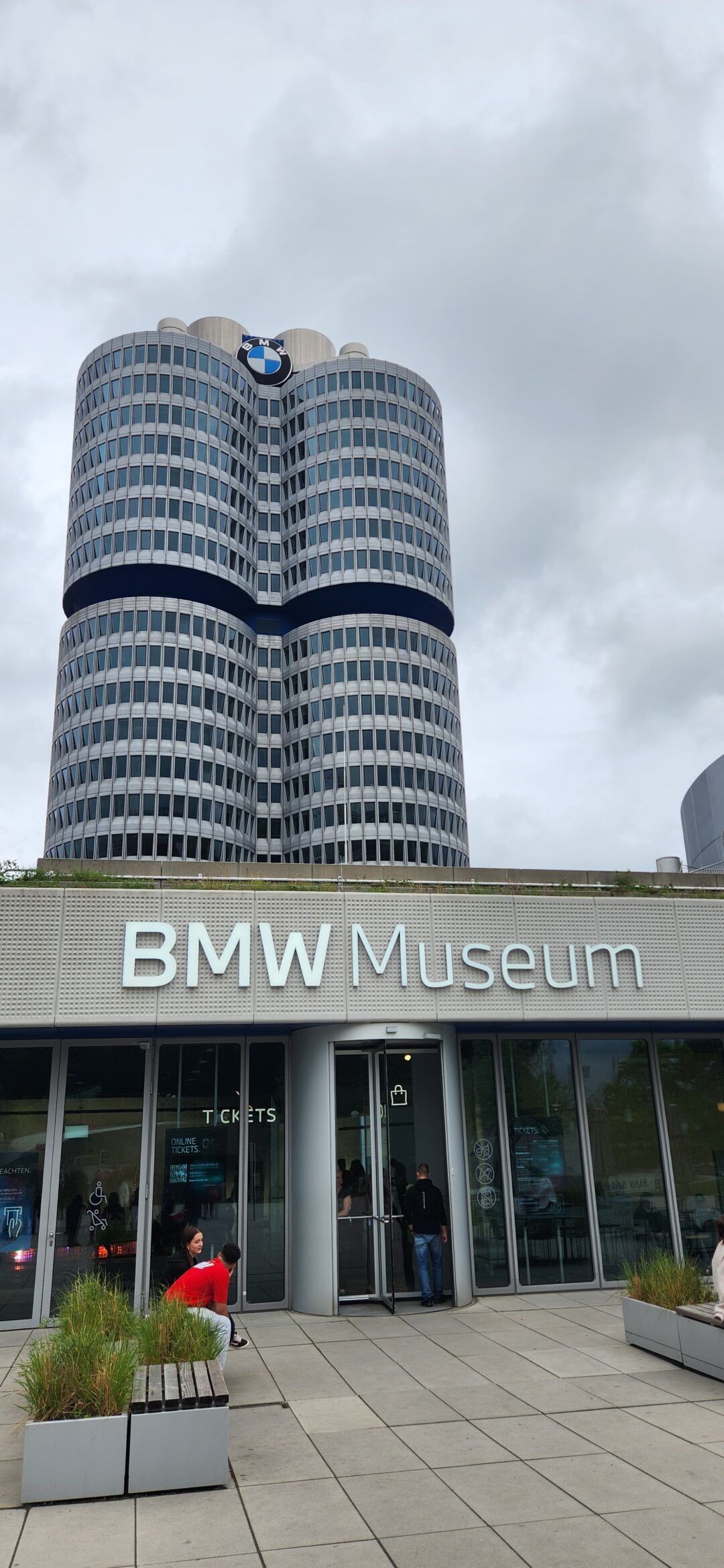 BMW MUSEO
