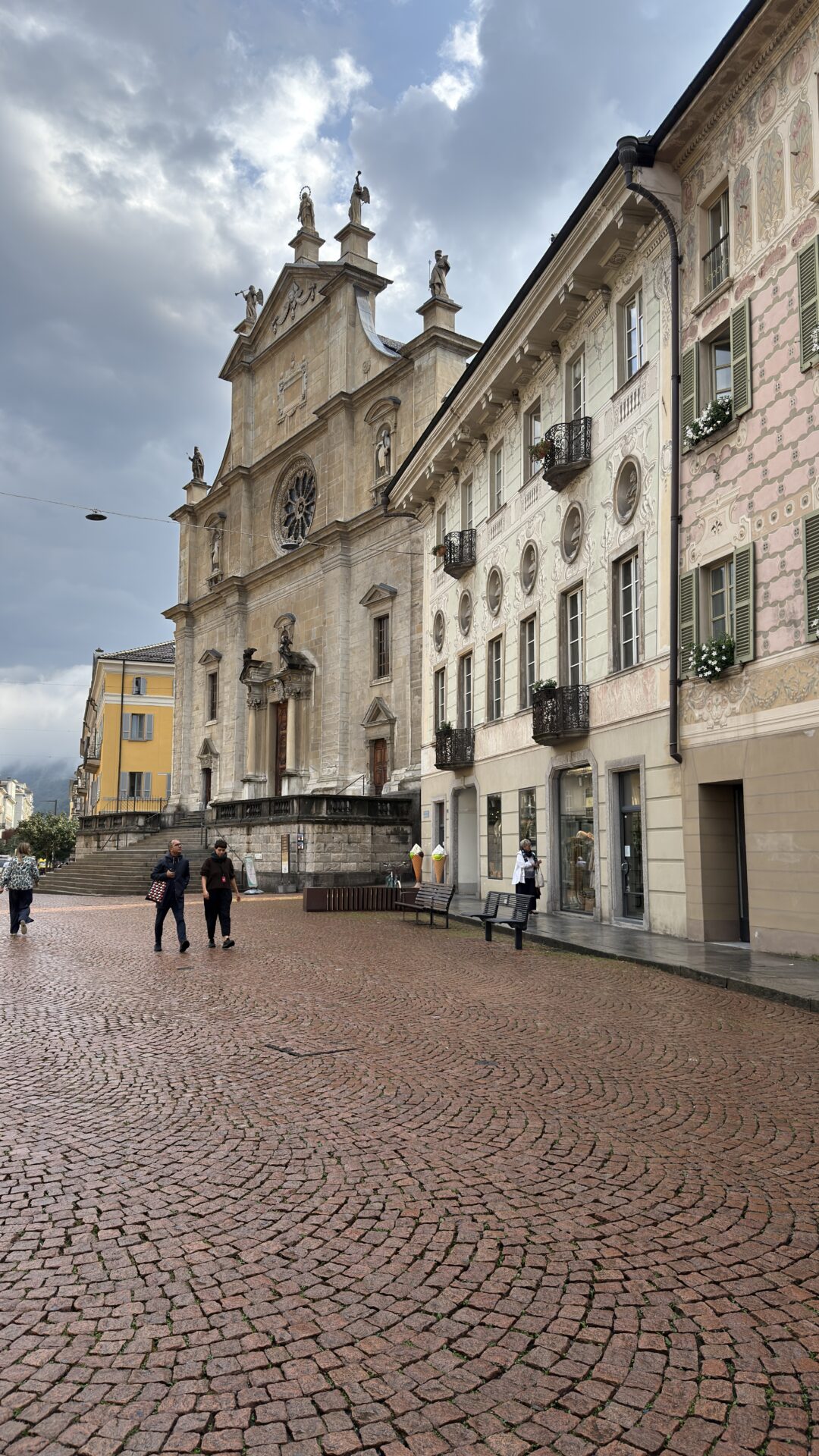 Caminando por Bellinzona.