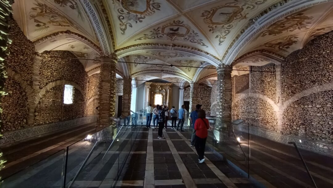 Capilla de los Huesos