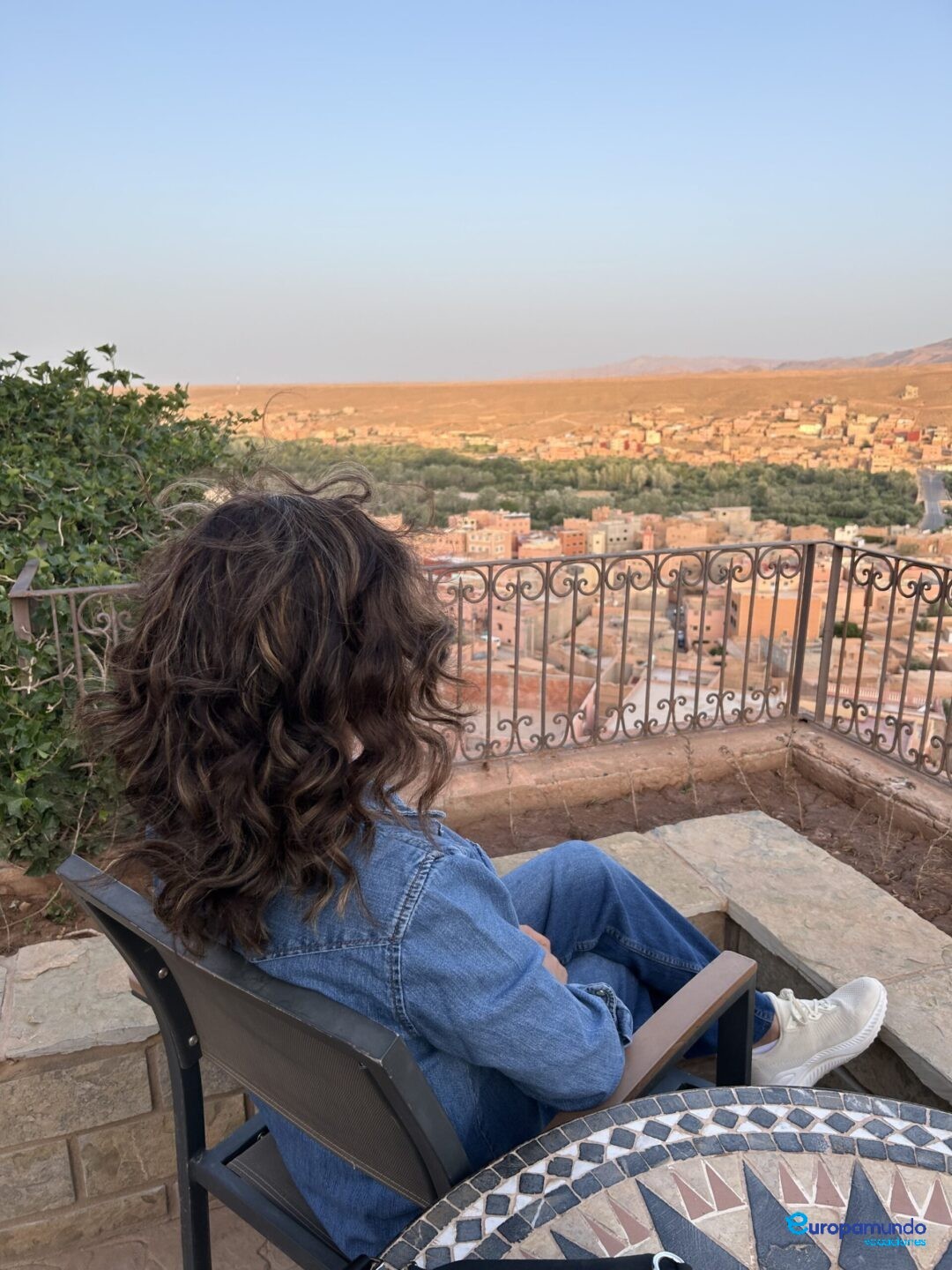 Contemplando el amanecer