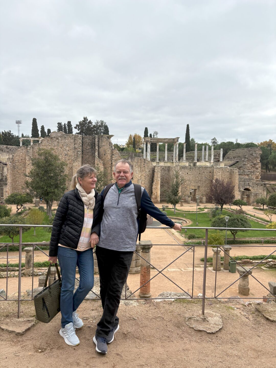 INGRESO AL TEATRO ROMANO