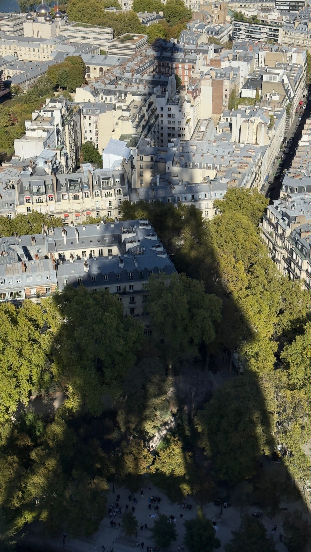 La sombra más bonita de París.