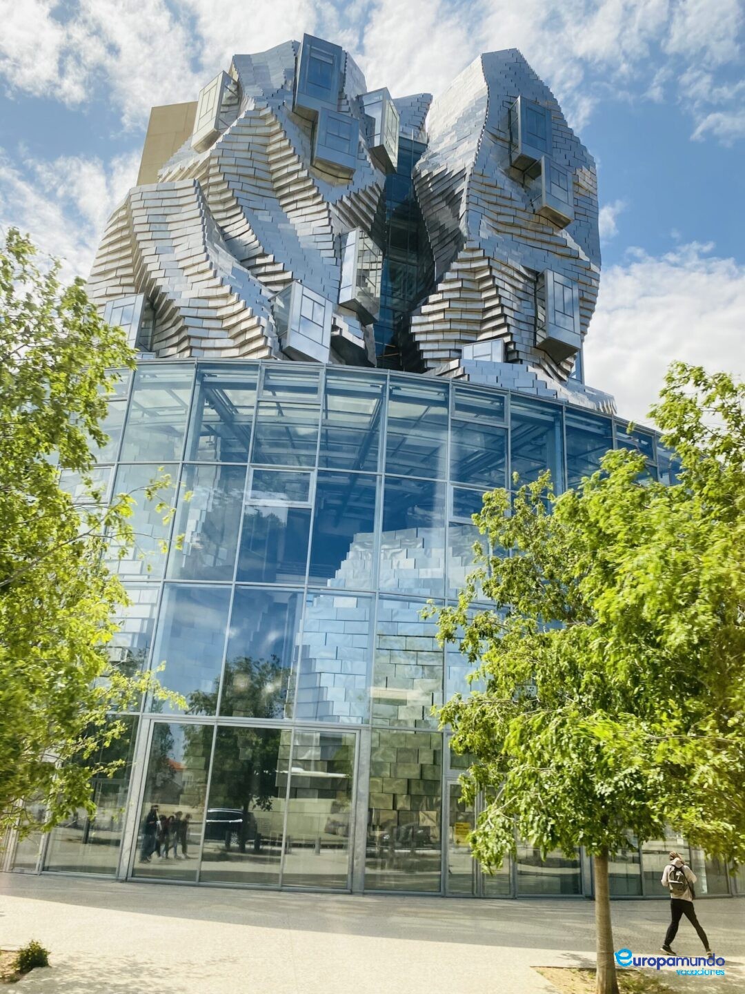 Luma Arles, de Frank Gehry