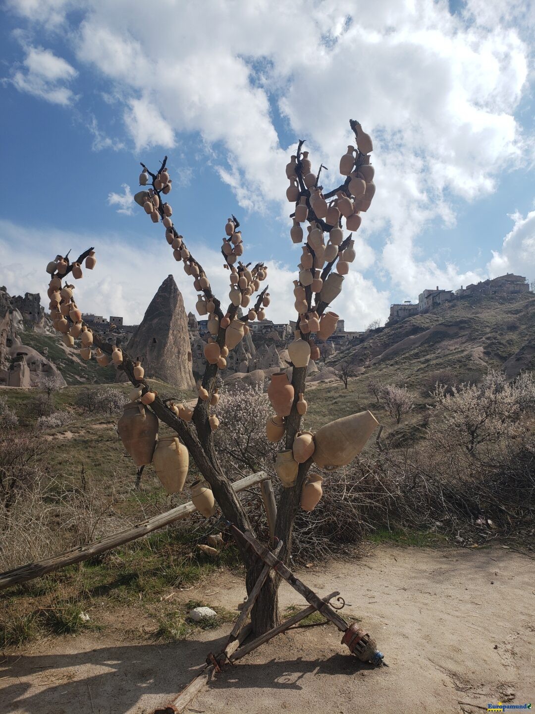 Pottery tree