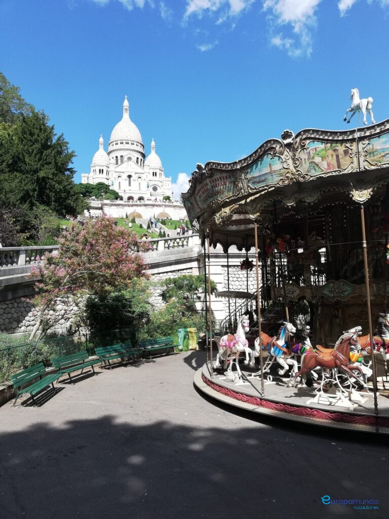 A pie del sagrado corazón