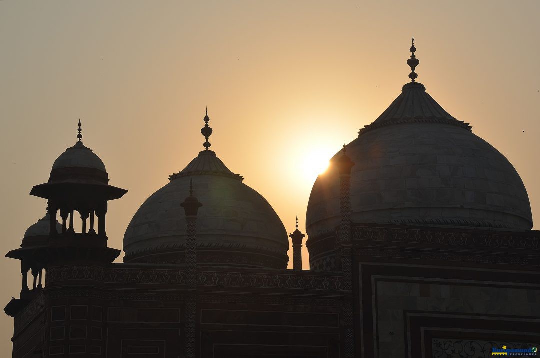 Amanecer en Taj Mahal