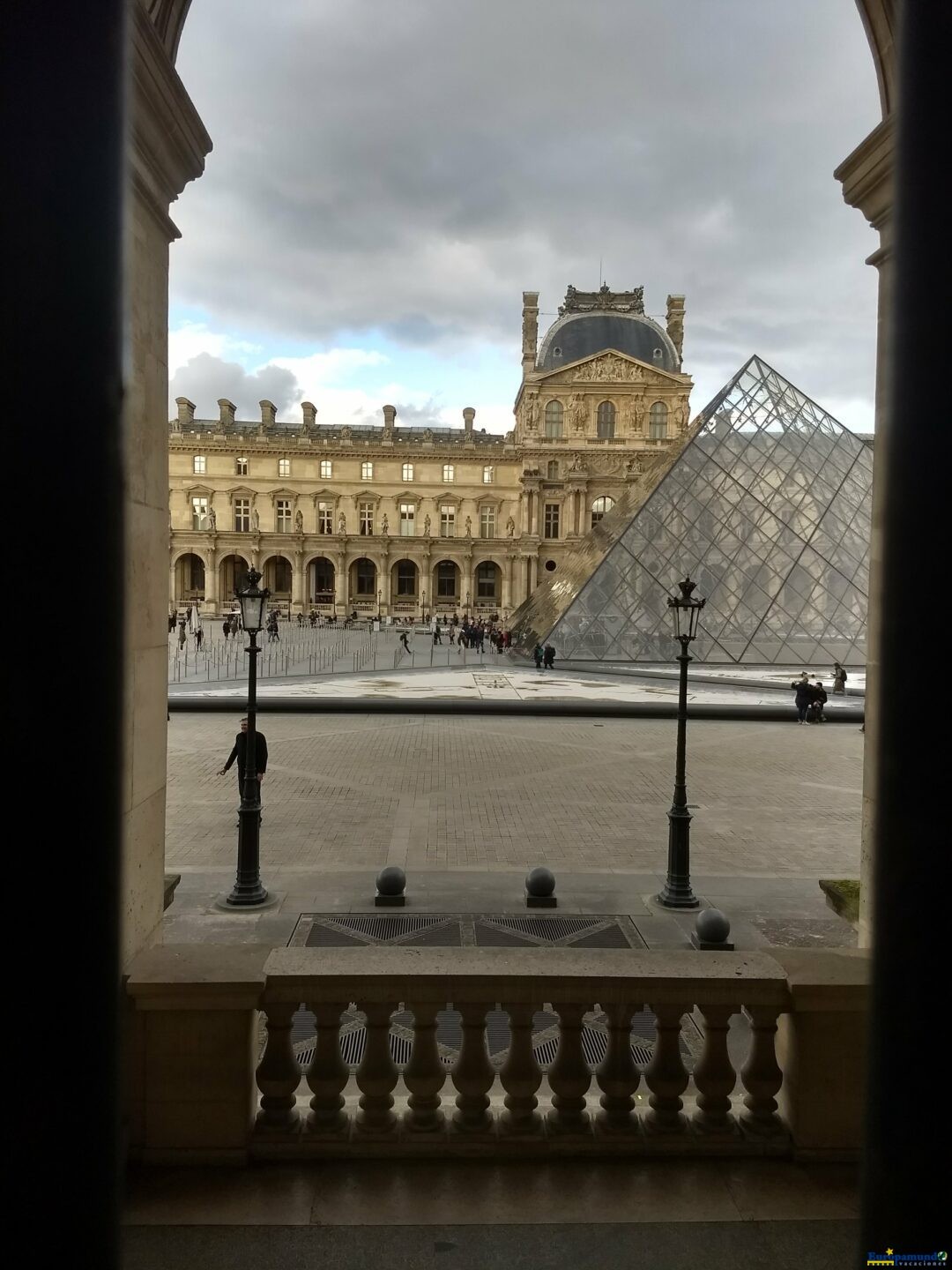 Museu do Louvre