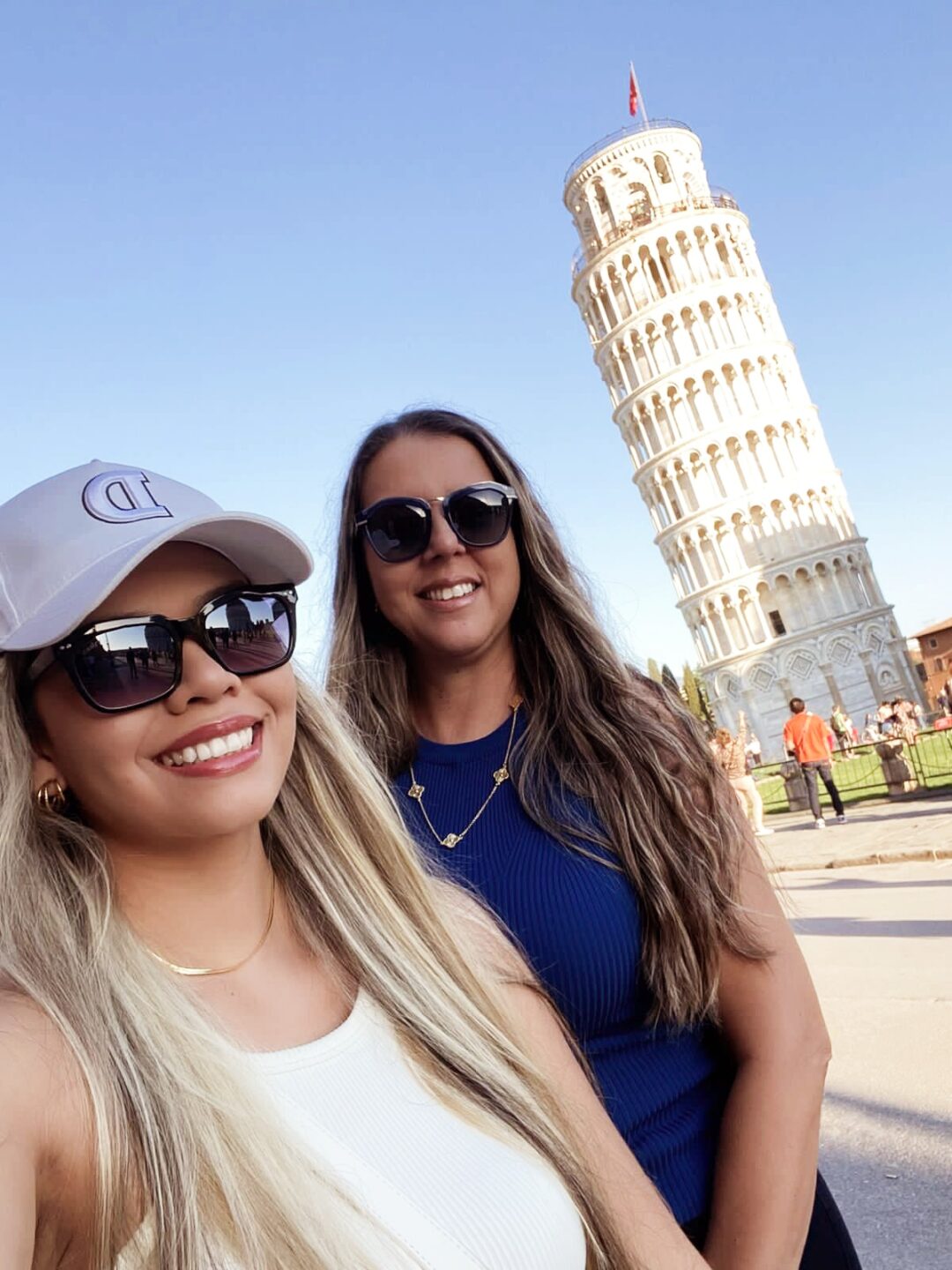 Na famosa torre de Pisa