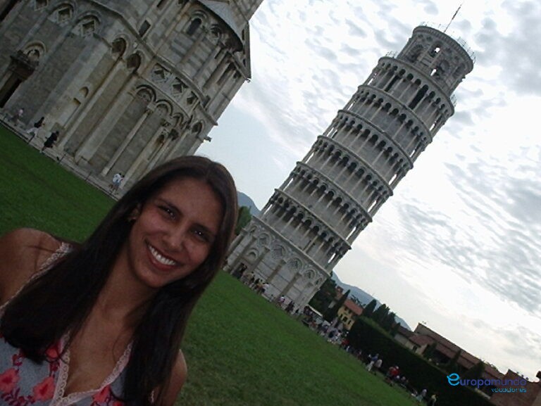 Foto torta na torre torta