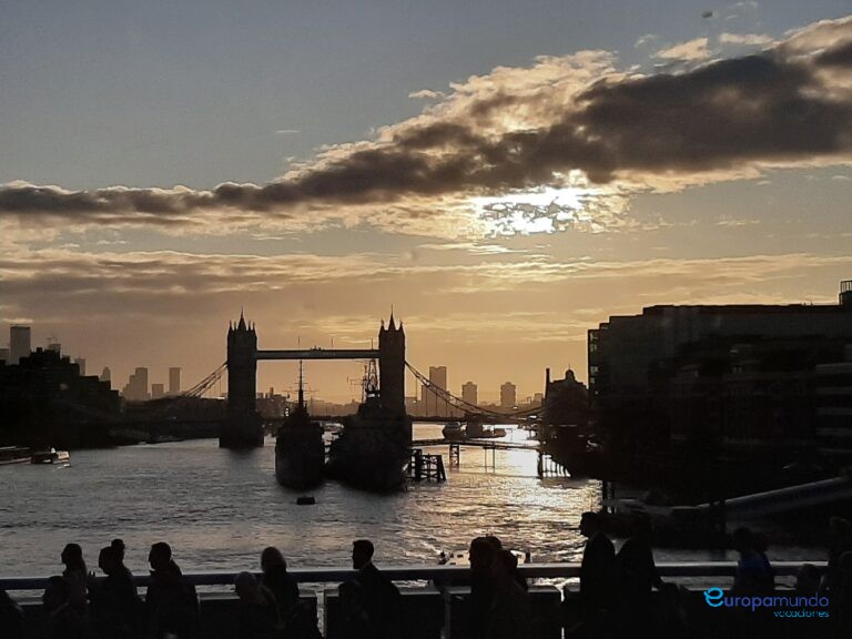 Londres ao amanhecer