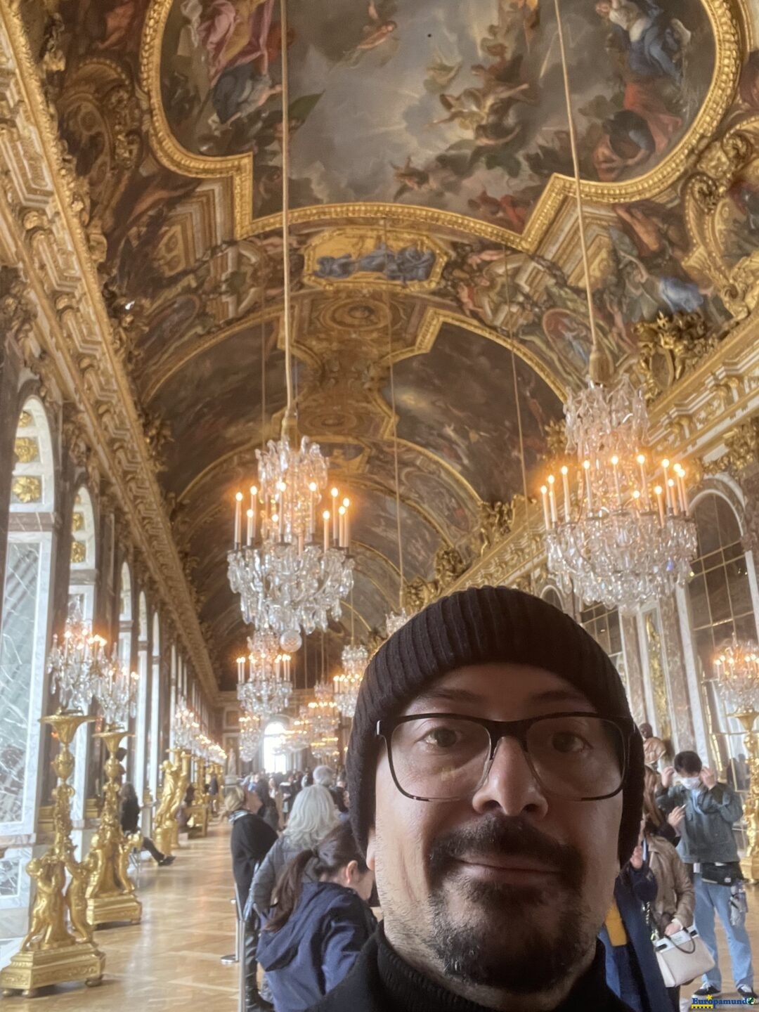 VERSAILLES