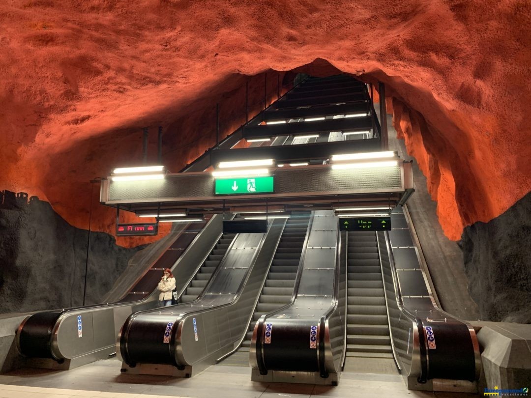 Estación de Metro Solna Strand – Estocolmo