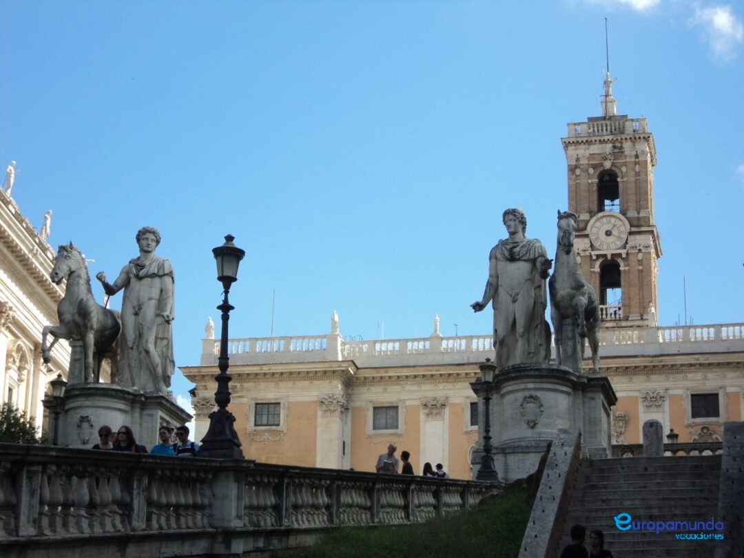 Guardianes de la piazza