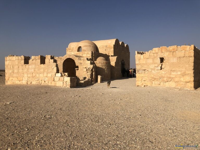 Castillo en el desierto