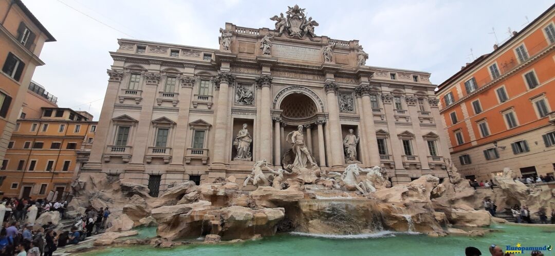 Fontana di trevi. Roma.