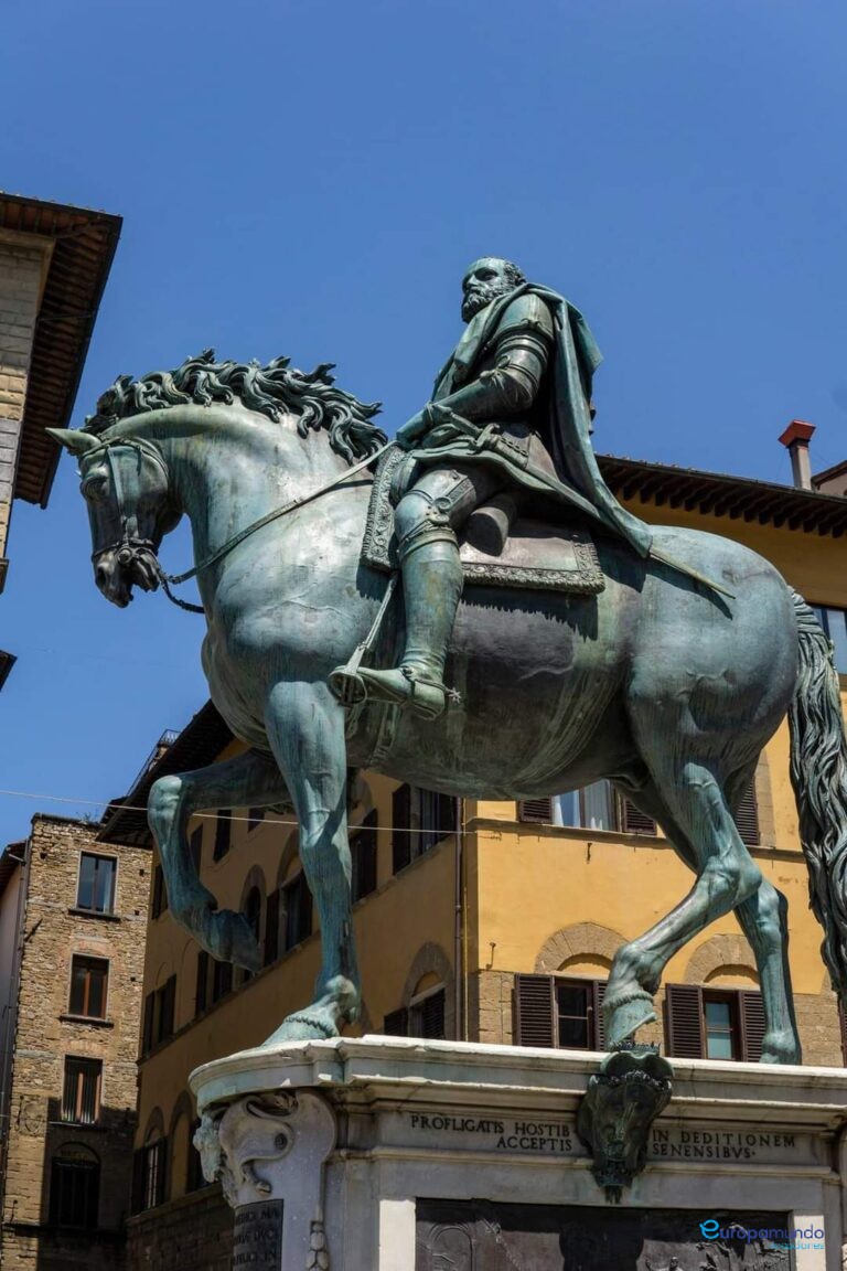 Estatua Cosme de Medici