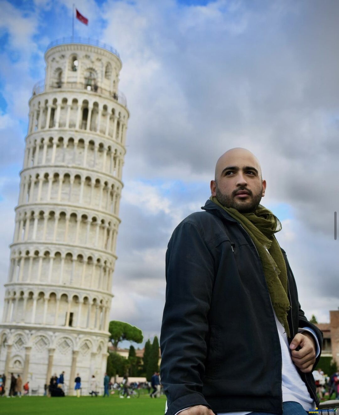 Leaning tower