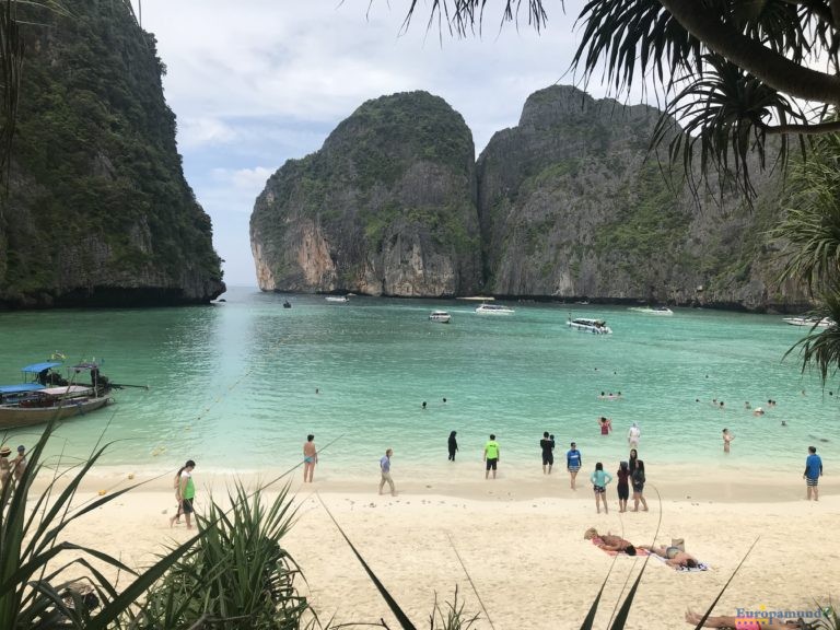 Phi phi island