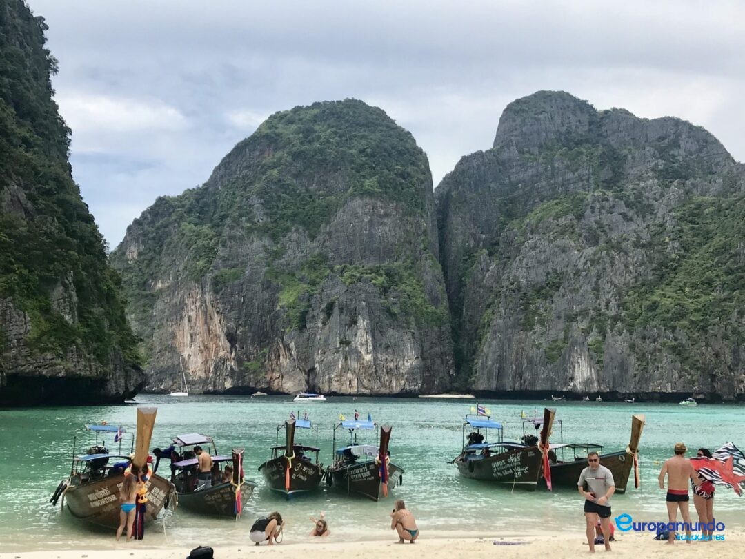 Phi phi island