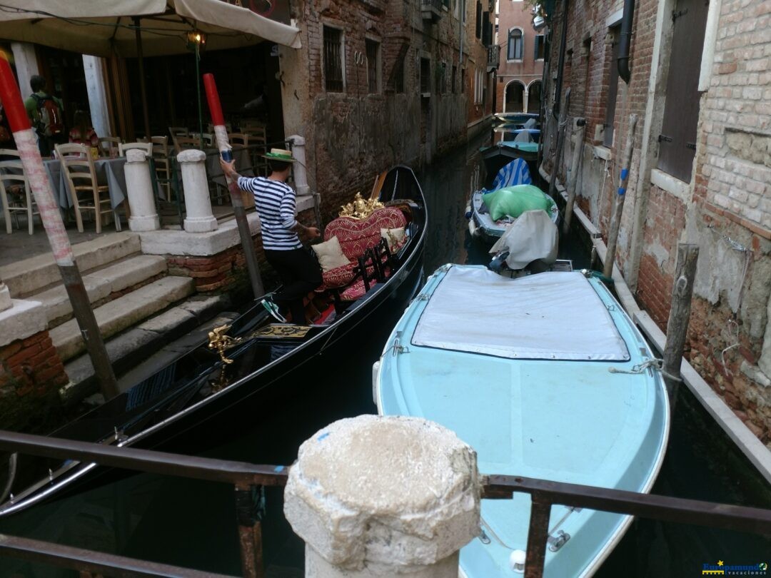 gondola