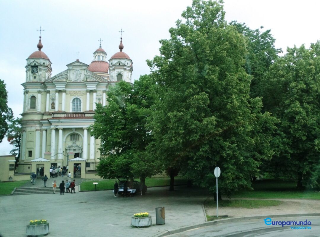 Iglesia de San Pedro y San Pablo