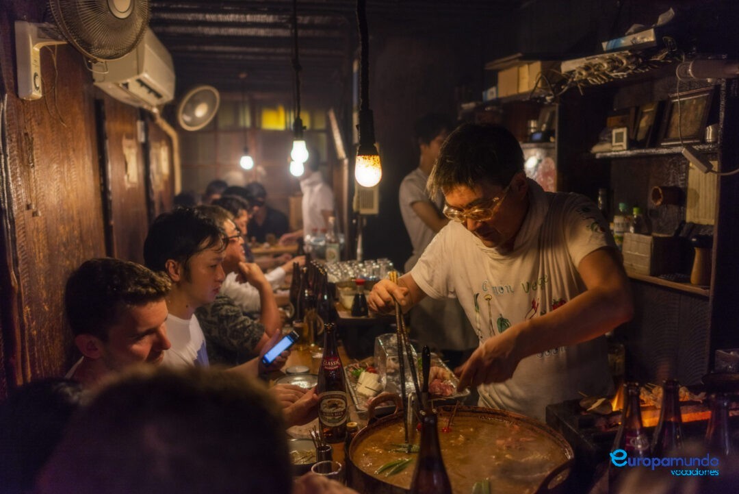 Restaurante de Omoide de Yokocho