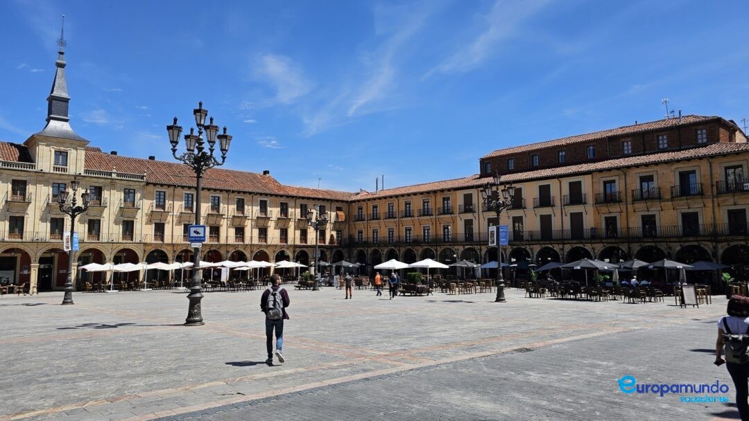Plaza Mayor de León