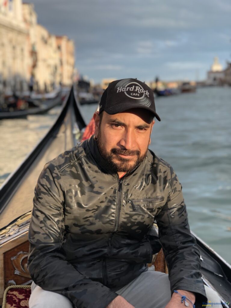 Gondolera Venecia