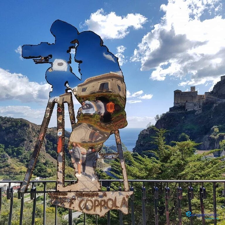 Homenaje a Francis Ford Coppola. Escultura del maestro Nino Ucchino