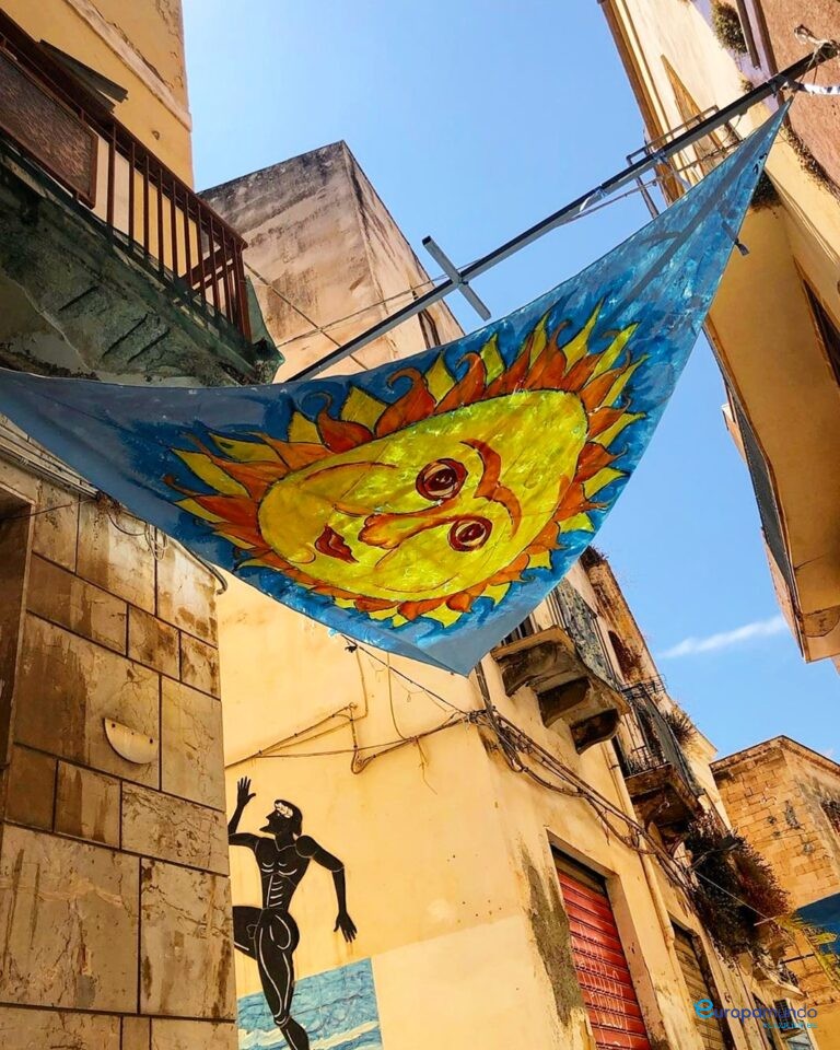 Instalaciones artísticas en la kasbah de Mazara