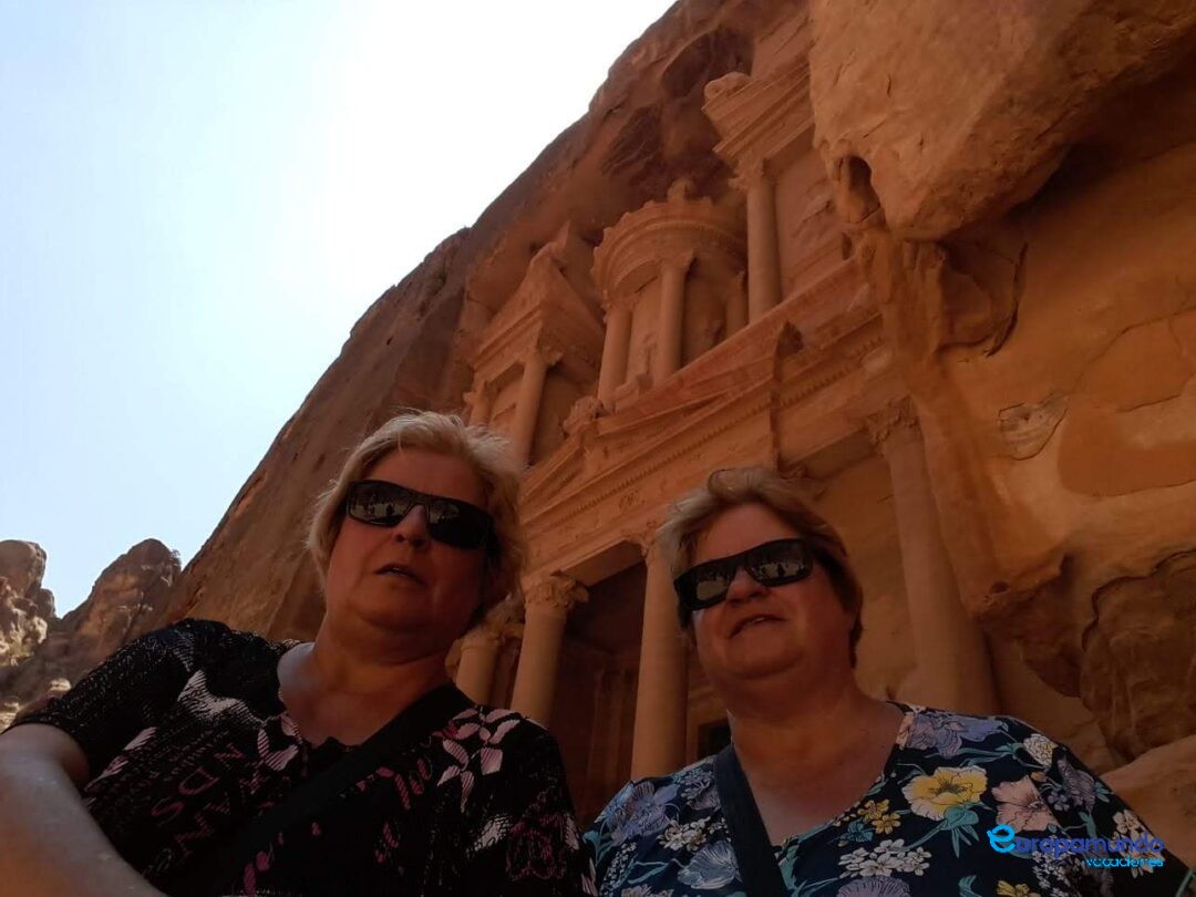 Dos uruguayas en Petra
