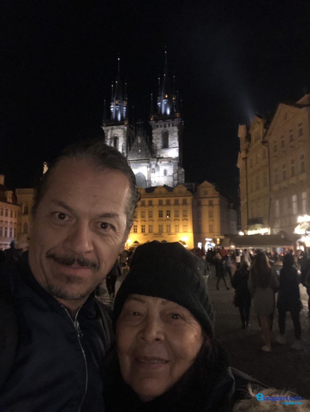 Noche mágica en Praga
