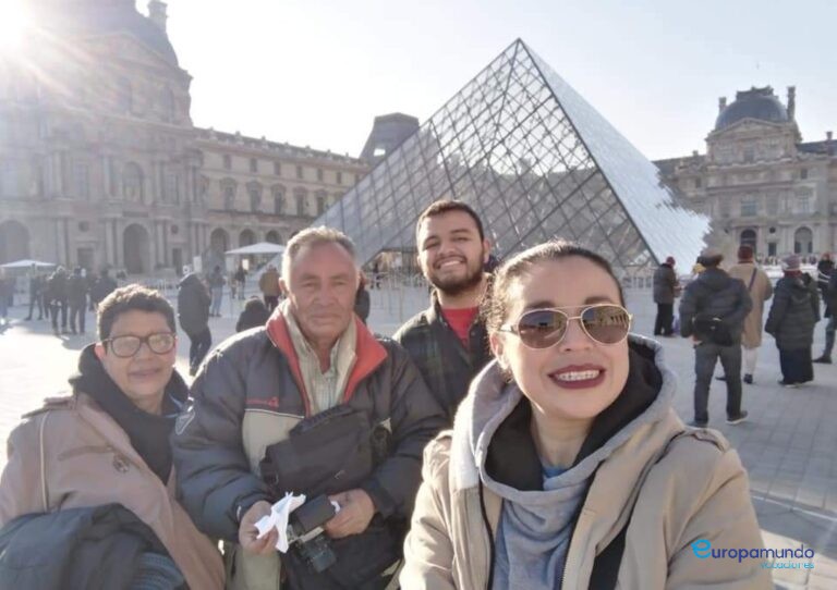 Visitando el Louvre