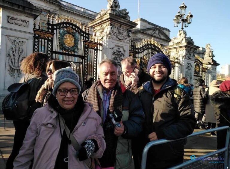 En el cambio de la Guardia Real