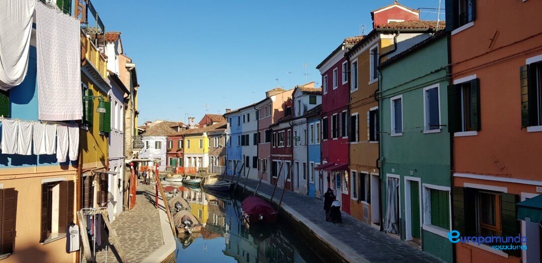 Paseando por Burano