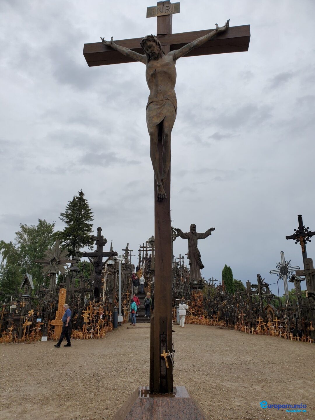 MONTICULO DE LAS CRUCES