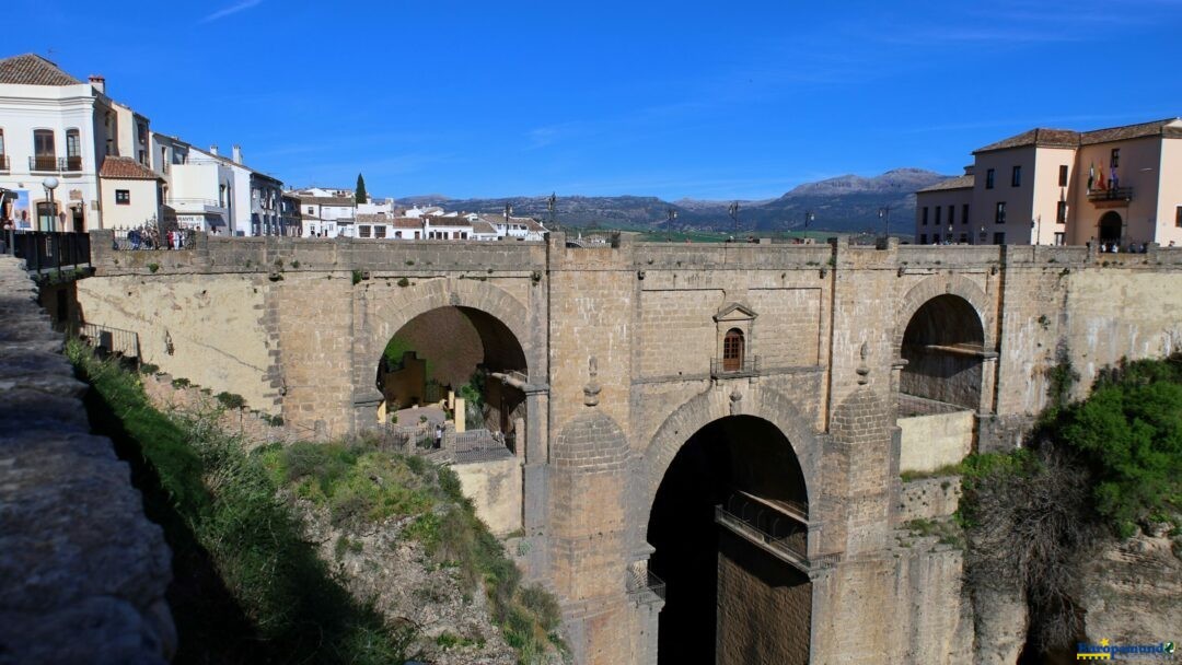 Puente de piedra