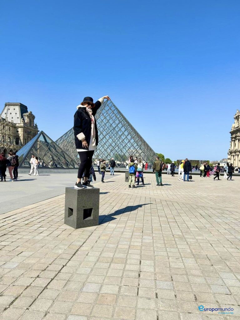 Louvre