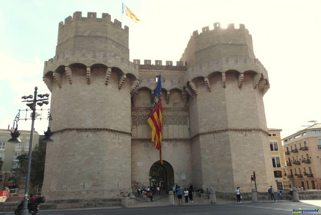 Torre de Serranos, em Valência