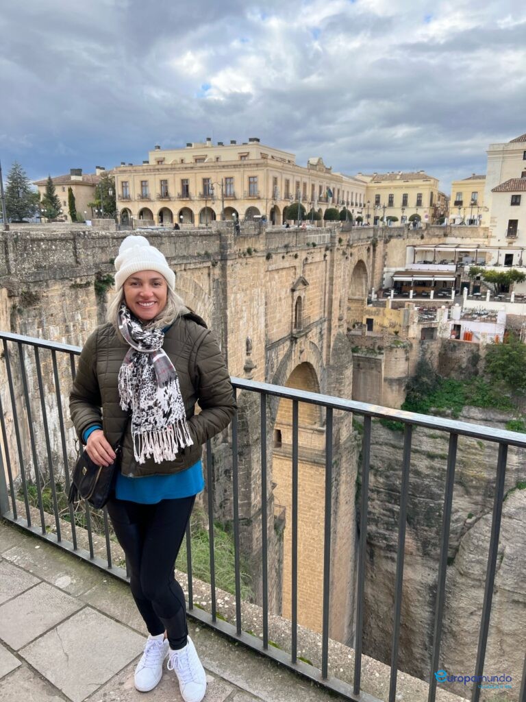 A cidade  em cima de uma montanha