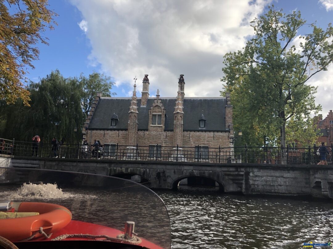 Canales en Brujas Bélgica