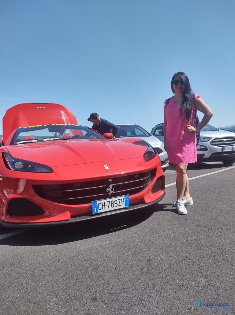 Con mi Ferrari