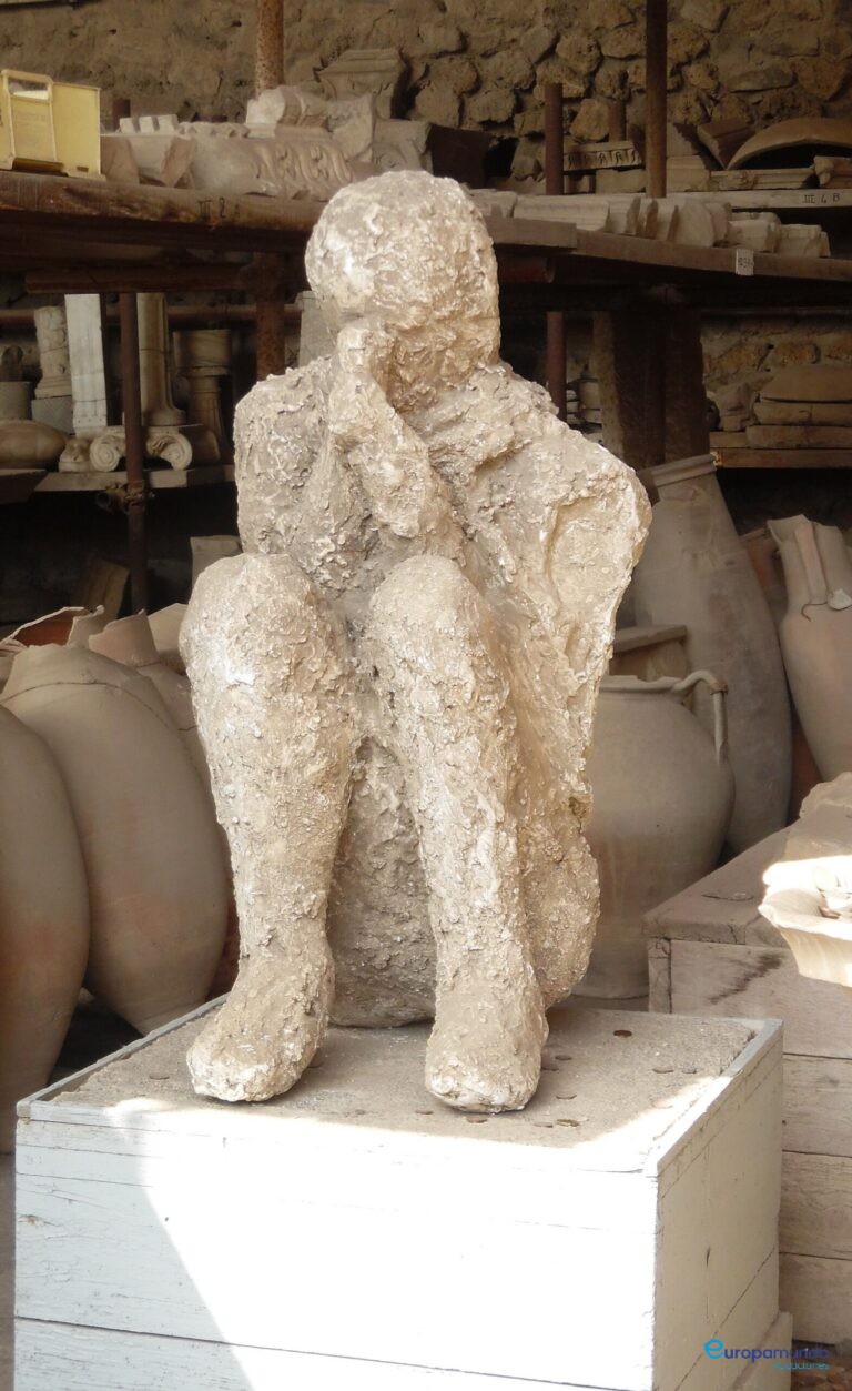 CUERPO PETRIFICADO DE POMPEYA