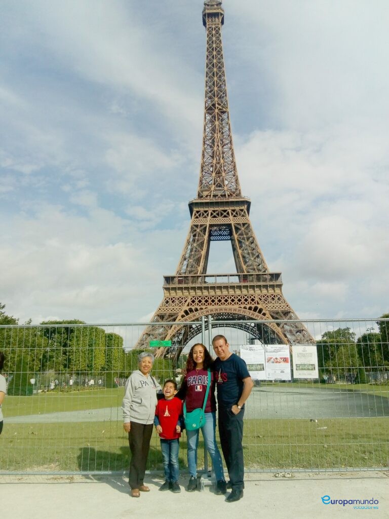 TORRE EIFEL