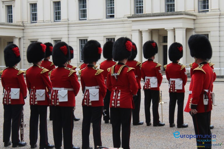 Cambio de la Guardia Real