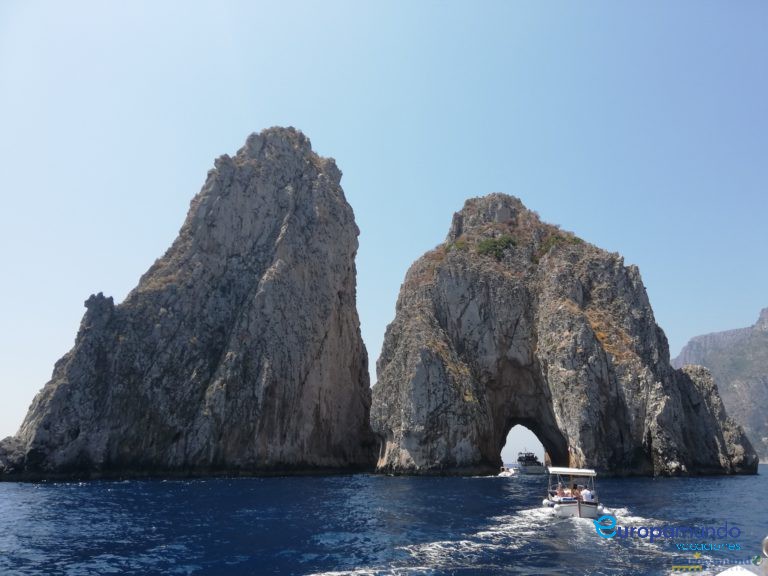 Gruta de los Farallones