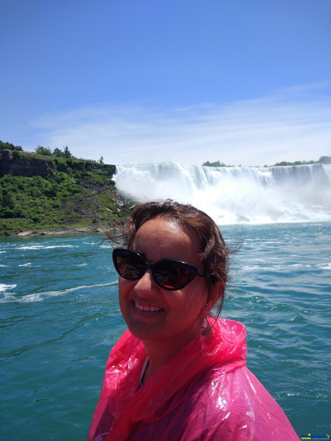 Araceli en las Cataratas del Niagara