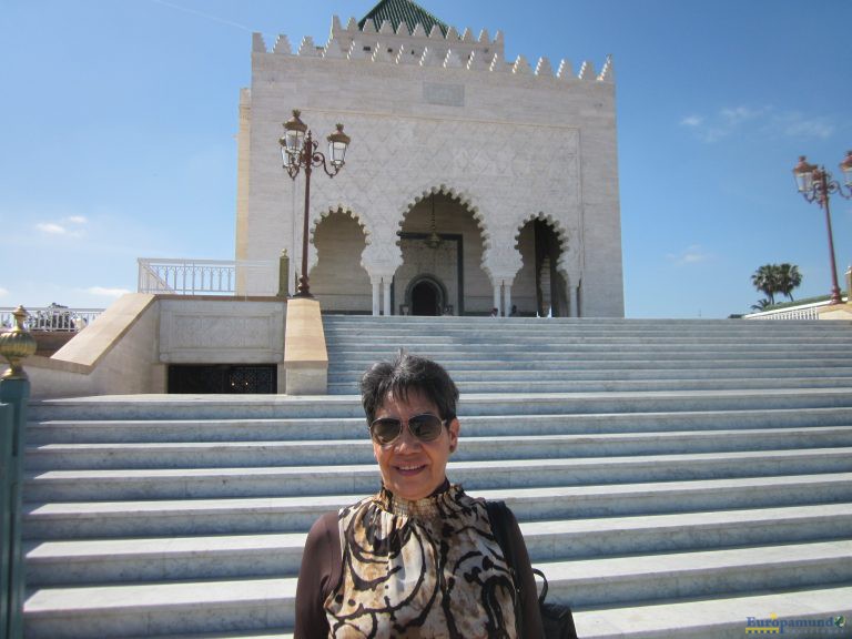 La torre Hassan donde se encuentra el mausoleo del Rey Mohamed V
