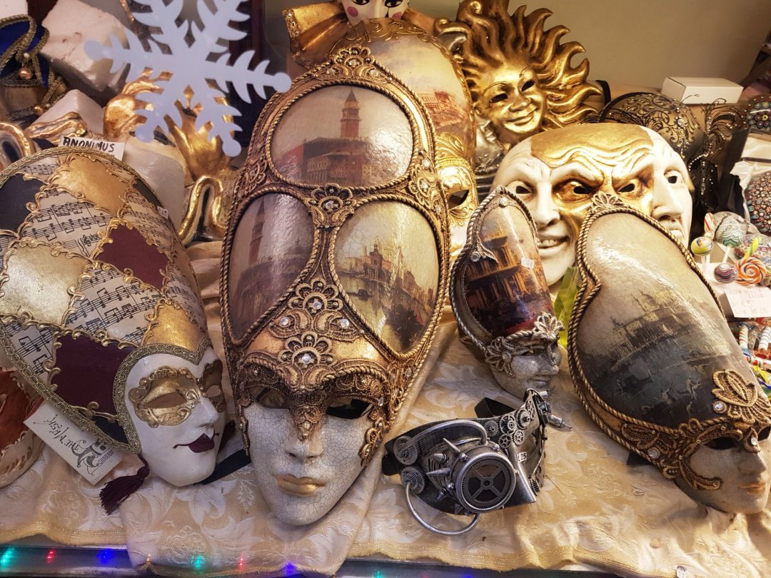 Máscaras venecianas