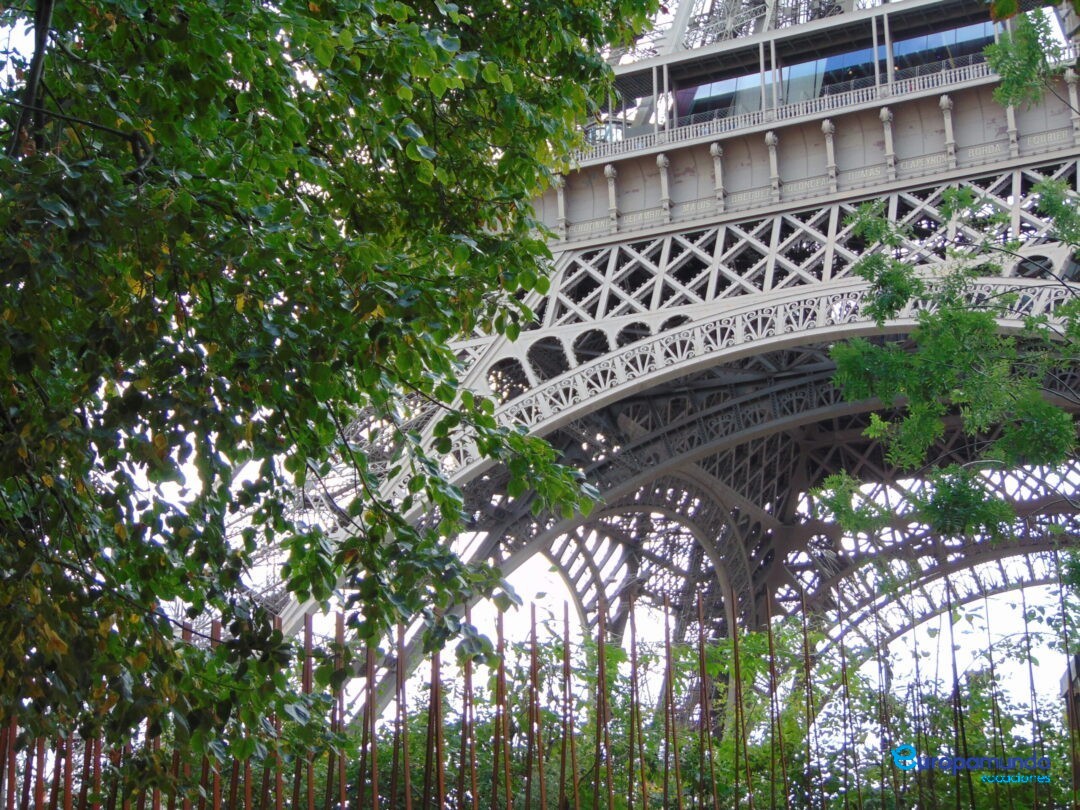 Hierro, Tecnologia y Arte